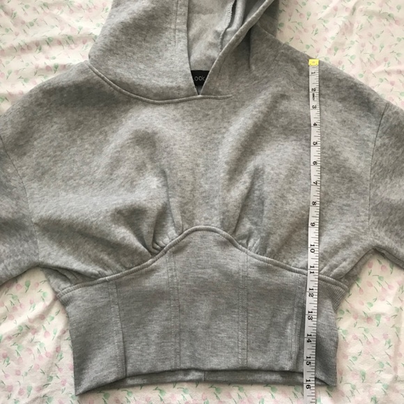 New Look Long Sleeve Short Cropped Pullover Hoodie M Light Grey Sweater Top - Picture 6 of 11